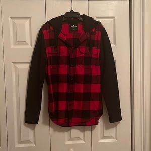 S red and black Hollister flannel